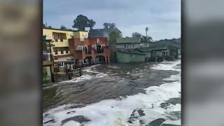 High surf floods waterfront residences in Capitola [upl. by Gausman]