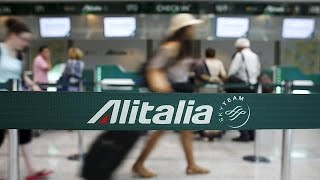 Alitalia strike disrupts the holiday plans of hundreds [upl. by Kursh]