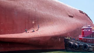 What Happens When Gigantic Ship Turns Upside Down in Middle of the Ocean [upl. by Eolande]