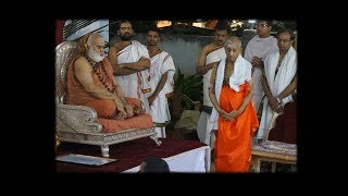 SathGuru  Bharati Teertha Swamiji Part 1 2013 09511 [upl. by Ettezus201]