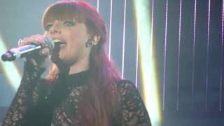 Annalisa Scarrone live ai Wind Music Awards 2011  premiazione [upl. by Nosrej]