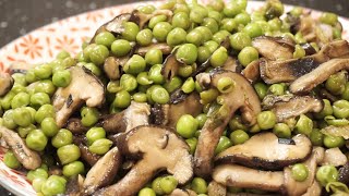 Petits pois aux champignons Shiitake  Recette facile [upl. by Nylinej]