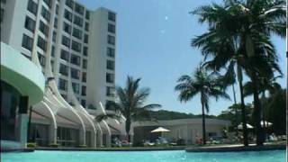 Breakers Umhlanga Rocks Self Catering Beach Resort [upl. by Barbara520]