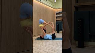 до конца🤣 acro юмор acroyoga акройога challenge yogachallenge yoga [upl. by Froemming801]