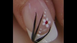 decoracion uñas flores sencillas flower nail art [upl. by Assenar]