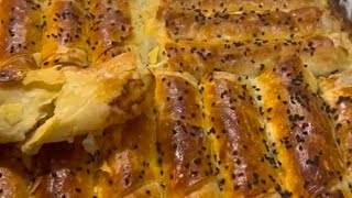 PEYNİRLİ RULO BÖREK TARİFİ 💯 HEM PRATİK HEM ÇITIR ÇITIR 💯 [upl. by Jo Ann60]