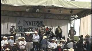 poncho villagomez corrido del año nuevo las tres piedritas arboles de la barranca en vivo en nieves zacatecas [upl. by Nanete]