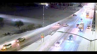 Des Moines MultiCar PileUp Caught on Camera Jan 16 2024 [upl. by Bainbrudge609]