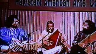 USTAD SALAMAT ALI KHAN amp SHAFQAT ALI with USTAD TARI KHAN ON TABLA [upl. by Behah531]