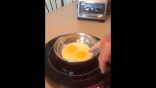 How to Fry Perfect Eggs on an Induction Cooker [upl. by Aysab]