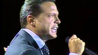 Luis Miguel Chile 2005 Que Nivel De Mujer [upl. by Nymassej131]