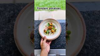 Fondant potatoes chef cheflife plating chefdeinnovation chefcreativity shortsvideo shorts [upl. by Amelia37]