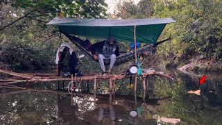 Fiz um ACAMPAMENTO ISOLADO sobre as ÁGUAS teve PEIXE no molho muita atividade ANIMAL e ADRENALINA🏕️🔥 [upl. by Ivonne]