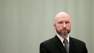 Massenmörder Breivik scheitert mit Klage gegen Haftumstände [upl. by Rhee]