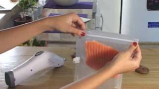 Seladora a vácuo  Vacuum Sealer [upl. by Doralin]