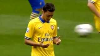 Mesut Ozil Dua before a match on his first debut for Arsenal [upl. by Crutcher]