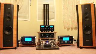 McIntosh MC601s  Mcintosh C2300  Mcintosh MCD 500 and SonusFaber Elipsa [upl. by Suki]