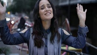 Julieta Venegas estrena Buenas noches desolación [upl. by Sayette382]