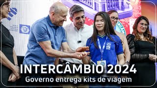 Estudantes da rede estadual de ensino recebem kit de viagem para intercâmbio em Londres [upl. by Ilesara243]