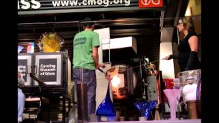 James Wilbat SOFA Chicago 2014 Glassblowing demo [upl. by Hcire2]