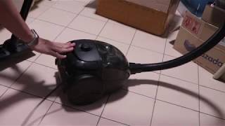 Philips EasyGo FC808761 Vacuum Cleaner Review [upl. by Blane646]