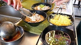 MALAYSIA STREET FOOD TOUR KUCHINGS most FAMOUS  DELICIOUS DISHES [upl. by Erlin578]