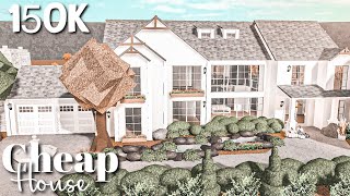 Cheap House 150k Bloxburg Speedbuild [upl. by Bettye]