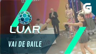 🕺🏻🌔 A BAILAR CO quotVAI DE BAILEquot [upl. by Dnumsed930]