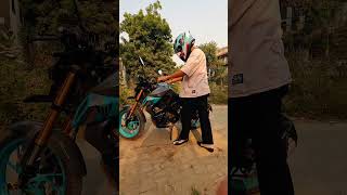 Bhenchod garam hai bike garam bikelover short RH7 therh7rider shortsviral mt15 mt15lover [upl. by Zirkle]