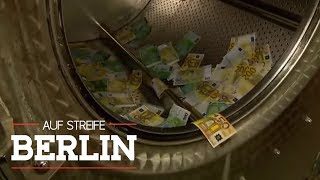 Ungewöhnlicher Fall von Geldwäsche  Auf Streife  Berlin  SAT1 TV [upl. by Camilo]