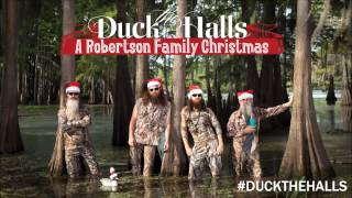 Hairy Christmas  The Robertsons Willie Phil Si Jase amp Jep w Luke Bryan [upl. by Nairam]