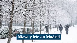 Nieve en Madrid la borrasca Filomena llega con fuerza [upl. by Okomot]