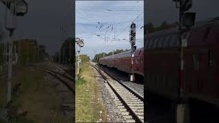 RE 3 nach Passau Hbf trainspotting in Oberschleißheim [upl. by Tenney]