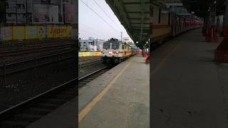 12979 Bandra Terminus  Jaipur Superfast Express led by Gomoh WAP7 Skips Virar Station shorts wap7 [upl. by Oflunra]