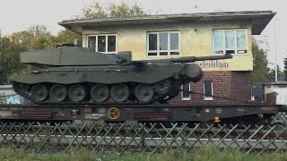 British Military Tank Train rolling from Rheindahlen to the ukrainian Border [upl. by Htiderem]