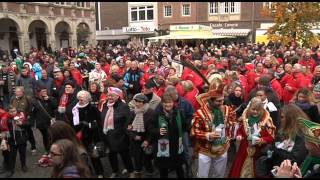 quotDas kommt von der Aaquot  BocholtLied auf dem Marktplatz [upl. by Nilhsa]