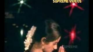 AAraneekmuma EE Deepam Kaarthika deepam [upl. by Reffotsirhc]