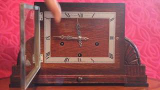 Vintage Art Deco Bravingtons King Cross London Oak Mantel Clock with Westminster Chimes [upl. by Doretta]