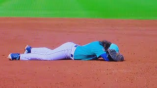 MICHAEL CHAVIS INJURY VIDEO KNOCKED OUT BY BASEBALL  LOS ANGELES ANGELS VS SEATTLE MARINERS [upl. by Sitruk]