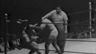 Bruno Sammartino vs Magnificient Maurice [upl. by Maxey]