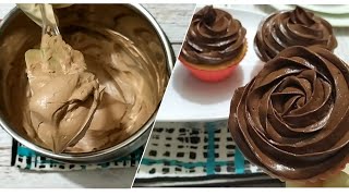 গরমে ক্রিম গলে যাবেনা এই রেসিপিতে whipped cream recipe whipped cream chocolate frosting recipe [upl. by Ingmar]