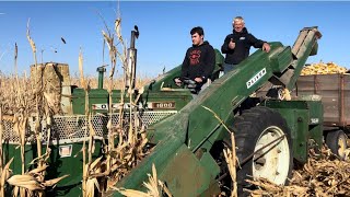 October 262024 Pickin Earcorn with Oliver amp John Deere Corn Pickers at Struthers Farm CollinsIa [upl. by Edythe330]