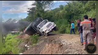 Accidente Camión Tolima Colombia 2023 [upl. by Yregerg]