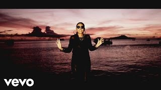 Lynda  Je décolle Clip officiel [upl. by Rihaz]