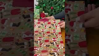 Santa’s Secret Tool 🎅🏻 wrapping christmas christmasgiftwrapping giftideas diy giftwrapping [upl. by Pineda]