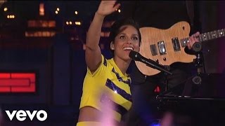 Alicia Keys  Empire State Of Mind Part II Broken Down Live on Letterman [upl. by Ottie]