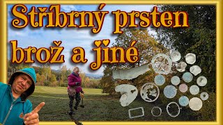 Stříbrný prsten brož a jiné nálezy vesničan lovecpokladu detektorkovu detectormetal detecting [upl. by Nylegna]