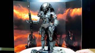 Hot Toys Predator 2 Guardian Predator Review [upl. by Lugar]