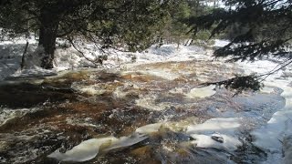 En longeant la rivière LaBoule [upl. by Hendrickson]