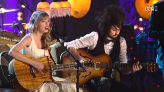 Taylor Swift Performs quotEyes Openquot Live at the VH1 Storytellers [upl. by Aicinod]